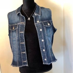 Maurice’s jean vest